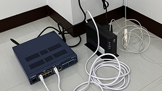 PPPoEでのインターネット接続をする為、ルーター設定を行いました